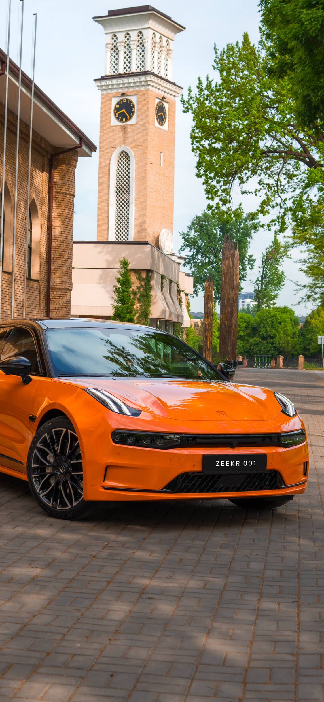 ZEEKR 001